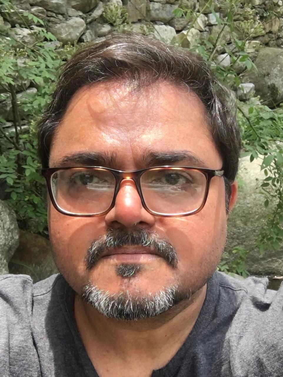 Headshot - Chetan.jpg