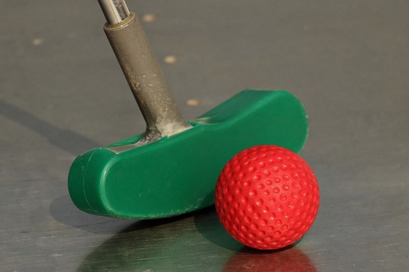 the-golf-ball_01.jpg